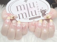 ミュウミュウ(miumiu)/冬×大人可愛いネイル