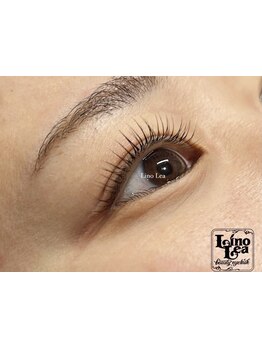 ナチュラル上品な目元にしたい