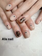 アリーネイル(Alie nail)/
