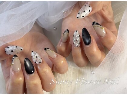 サニーフラワーネイル(Sunny Flower nail)の写真