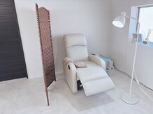 ルポ(Repos)の雰囲気（リクライニングチェアでゆったり施術できます♪）