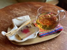 ホアイロナ(Hoailona)の雰囲気（施術の余韻を味わいながら季節のドリンクとお茶請けでホッと一息）