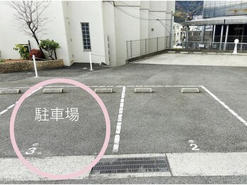 ルネッタ バイ ジェミー(Lunetta by Gemmy)/店舗横駐車場