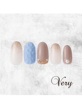 ヴェリー 六本木ヒルズ店(Very)/ブルーのニットネイル