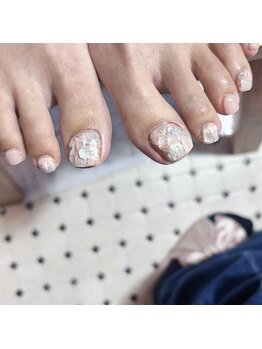 プリュネ(Prune)/フット/ホワイト/油絵