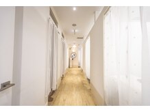 ベストアイラッシュ 渋谷109前店(Best Eyelash)の雰囲気（個室&化粧台[まつげパーマ/パリジェンヌ/LEDマツエク/ワンホン]）