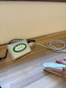 かみふる整体ふらっと/自律神経測定器にて疲労度を測定