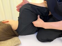 エモア メディカル整体院 恵比寿院(Emoa)/肩甲帯や背部に対しての施術