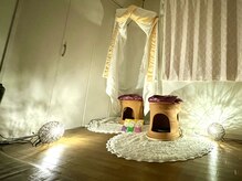 ハニークール 本店の雰囲気（温活よもぎ蒸し。3人様までご一緒に施術可能です♪）