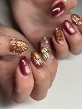 ヴレ ネイル(vrai nail)の写真/付け替えオフ無料なのでイベントや季節に合わせてネイル変更がしやすい!美フォルムとモチの良さに定評あり