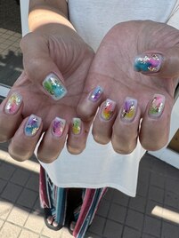 夏のカラフルネイル