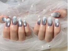センシー ネイル スタジオ(Sensy Nail Studio)/上品グレーグラデ