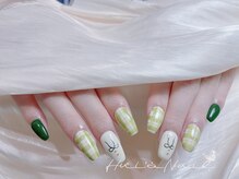 ヒュイズ ネイル(Hui‘s Nail)/緑チェックネイル
