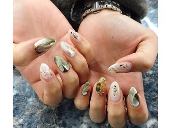 オンネイル(on nail)/