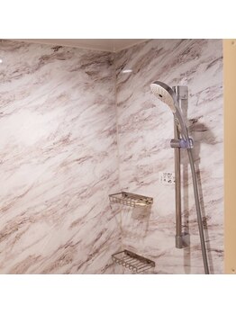 パワーハウスジム大阪本町店 パーソナルトレーニング/ピラティス/ダイエット/女性特化/シャワー