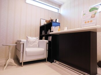 サードプレイス(3rd Place)/2階：エステのお部屋