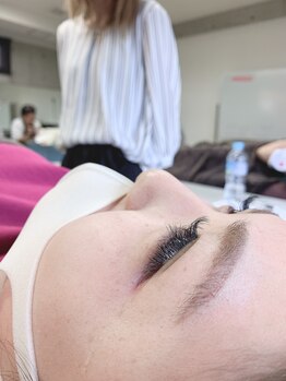 フリルアイビューティ 豊中店(Frill Eye Beauty)/