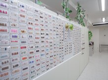 お爪の悩みやデザインが決まらない方もお気軽にご相談ください♪