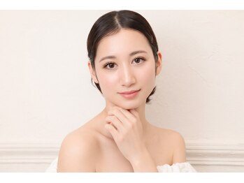 アンドアイ(and i...)の写真/お目元から垢抜けを叶える大人かわいいデザインで、自信と輝きに満ちた毎日を◎