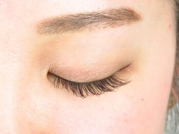 アイラッシュ ポッシュ(POSH)/ブラウンで優しいお目元に★