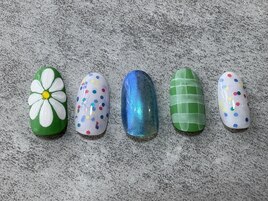 グリーン×ブルー春ネイル