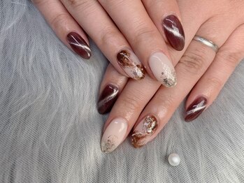 はあとねいる 岡崎駅前店の写真/【岡崎駅徒歩8分/駐車場完備】好立地×低価格で通いやすい♪ネイルは全国的に人気のはあとねいるにお任せ!