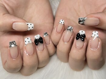 チエム(Chi em)の写真/【フルオーダーアート¥8,780★オフ込】韓国から仕入れたパーツ,シール豊富♪爪に優しいパラジェル取扱★