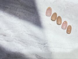 7300円フラワーホロネイル(暮石)