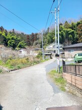 実野莉/駐車場までの道