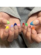 Mネイルアンドカフェ シェレステ/カラフルフレンチ！