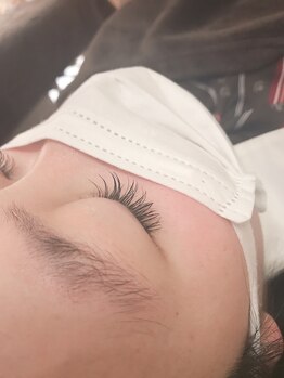 フリルアイビューティ 豊中店(Frill Eye Beauty)/