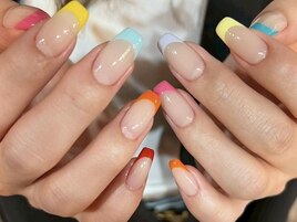 カラフルフレンチネイル