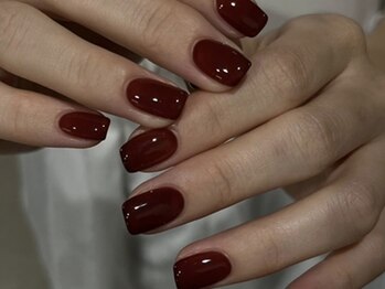 ネイルサロン エーナイン ちとせモール店の写真/シンプルでもこだわりたい方に◎マグネットやスキニーフレンチ、奥行きミラーネイルなどひと癖シンプルに♪