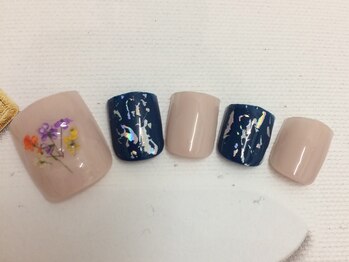ネイルサロン リリオ(Nail Salon Ririo)/押し花フットネイル
