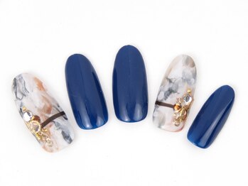 ネイルサロン ディーバ 奈良香芝店(Diva)/シンプルデザインSelect￥8,030