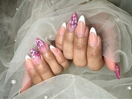 エアブラシ桜ネイル×フレンチ
