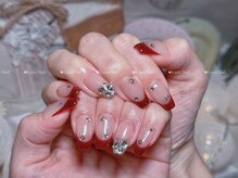 リュクス(LUXE)/赤フレンチネイル