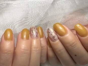 シャノワール(Chatnoir)/ミラーフラワー