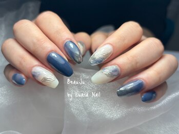 モヤモヤネイビーネイル