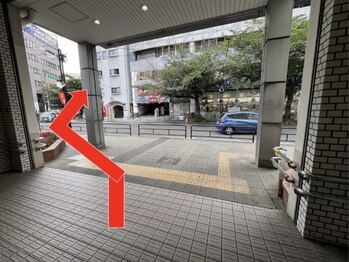ライズフィジオ 尾張旭店(RISE PHYSIO)/藤が丘駅を出て左に曲がります。