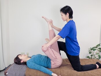 セカンドコレクト 南青山の写真/骨盤矯正で歪みを改善し、美しい姿勢に♪姿勢を正してスタイルUPも◎ストレッチで身体の動きをなめらかに☆