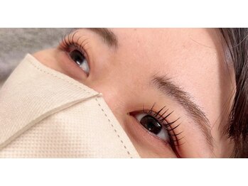 ロロ バイ フィアラ 京都駅前店(LOLO by Fiara)/まつ毛パーマ