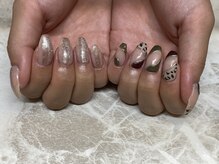 エステティックアンドネイル ローズ(ESTHETIC&NAIL Rose)/アシメネイル