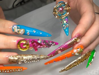 グラシアスドット(Gracias.)の写真/〈沖縄のギャルが集まる〉ホットペッパーに初登場☆鬼ロングもゴリゴリネイルもどんとこい!!一緒に相談可♪