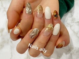 うねうねネイル×ニュアンス