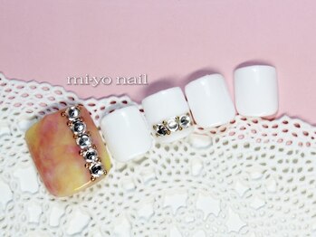 ミーヨ ネイル(mi-yo nail)/フット【定額￥8250(税込)★】