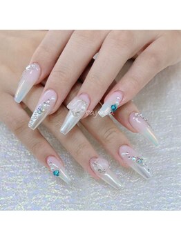 クイーンズビューティーサロン 歌舞伎町店(Queen's beauty salon)/長さだし ビジュ パラジェル