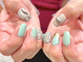 サイン(sin.)/個性派ネイル