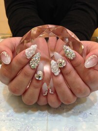 大きな3Dのお花スカルプ