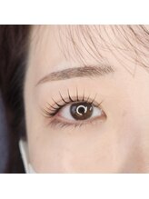 アイラッシュサロン カルモ(eye lash salon calmo)/二重/まぶた少し厚め/長い/太